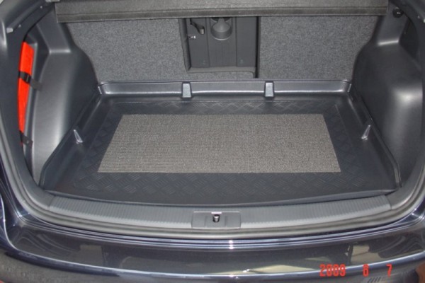 Volkswagen Golf VI Plus H/B5 '09 - Basic back seat max backwards