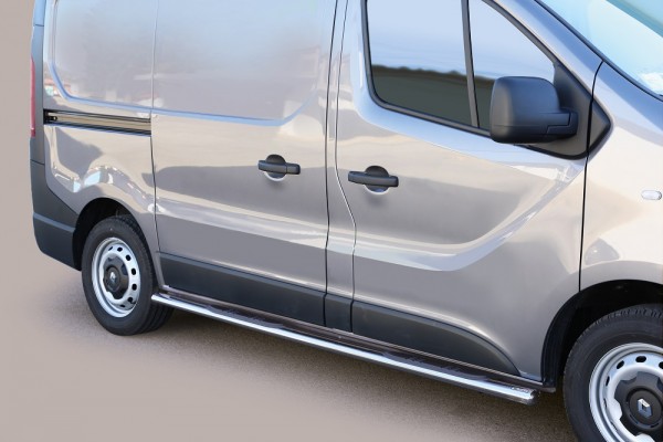 Renault Trafic '14 Oval side bar with steps